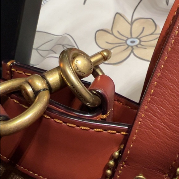 Coach Field Tote Crossbody Signature Canvas Horse & Carriage Bag Tan Truffle - Picture 11 of 12